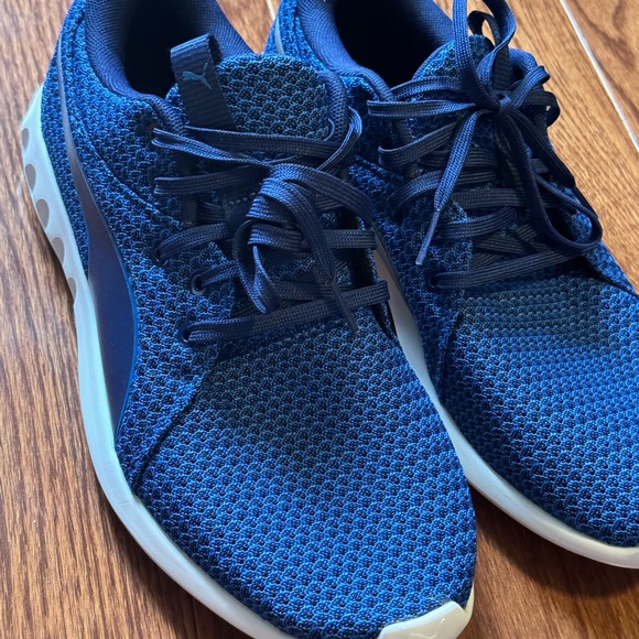 Puma Men’s Sneakers Size 8 - Picture 3 of 11